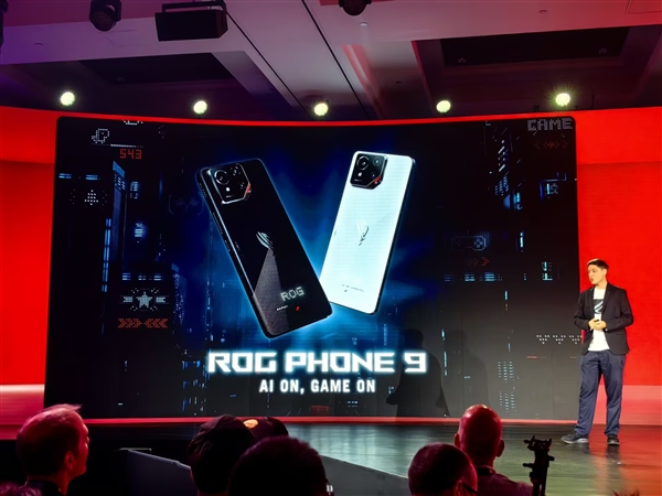 The strongest gaming flagship! ROG Gaming Phone 9 is the first to be equipped with Snapdragon 8 Extreme Edition