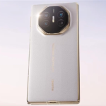 Huawei Mate XT2 tri-fold folding phone arrives in September, featuring the first Kirin 9050 series chip.