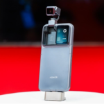 Honor’s robot technology and mobile phone are deeply integrated for the first time.
