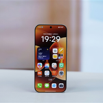 Lu Weibing: The Xiaomi 18 standard edition will be released separately.
